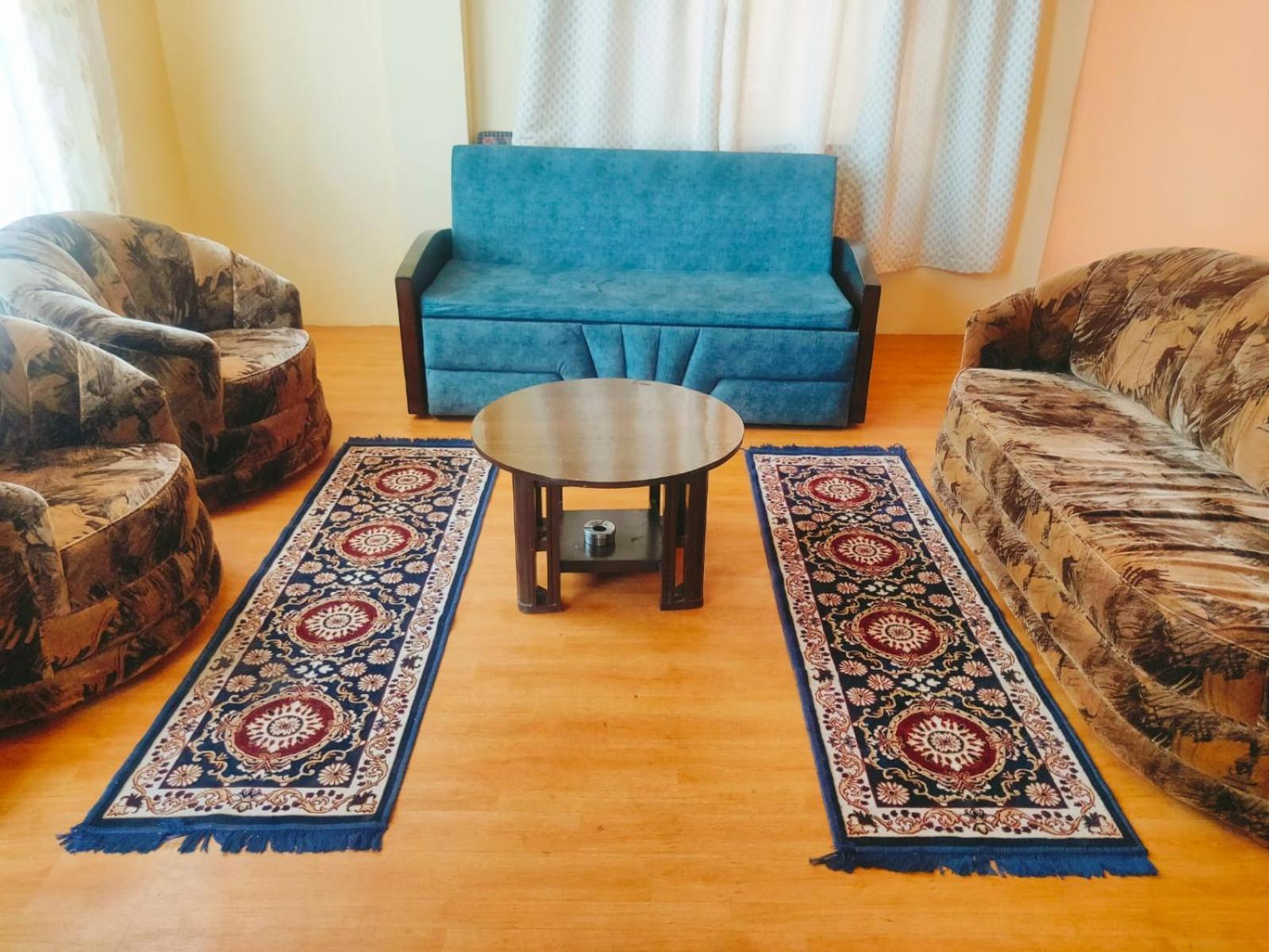 Thakur Apartment ชิมลา ภายนอก รูปภาพ